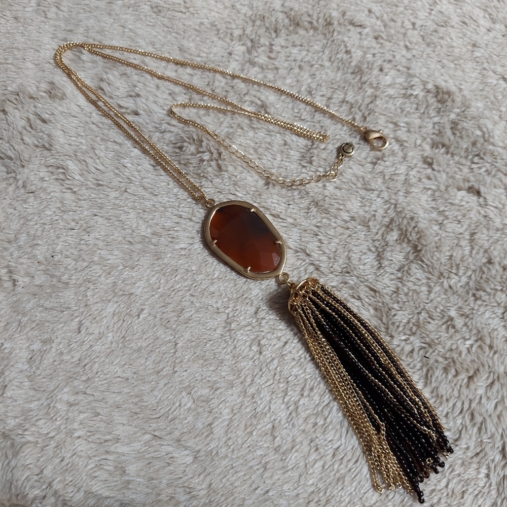 C1946 Polished Gold Tone/Faceted Stone & Tassel Pendant Necklace